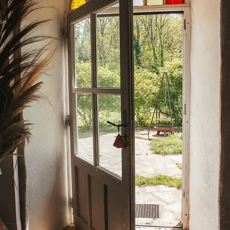 La Maison Buissonniere, Familial Classe, Entre Et Nature * La Salvetat-sur-Agout